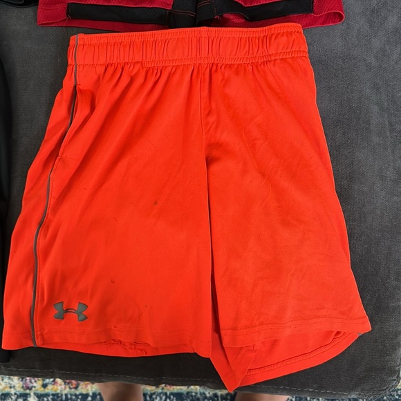 Boys athletic shorts YS youth small bundle.  2-Nike and 2-Under Armour - Picture 4 of 9